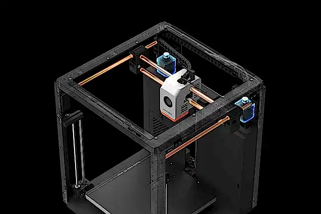  Tamamen Kapalı CoreXY Yapısı           